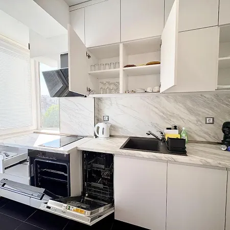 Pearl - Bright 2br * Варна