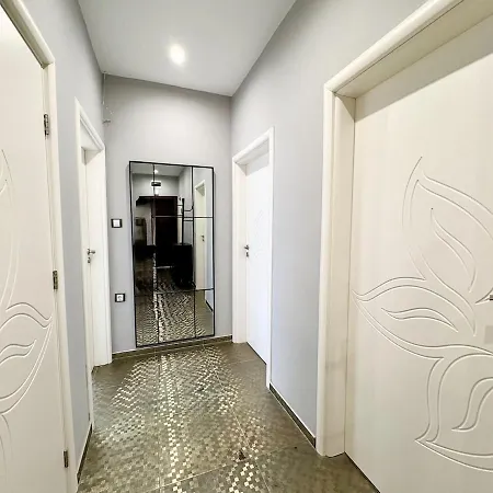 Pearl - Bright 2br Апартамент Варна