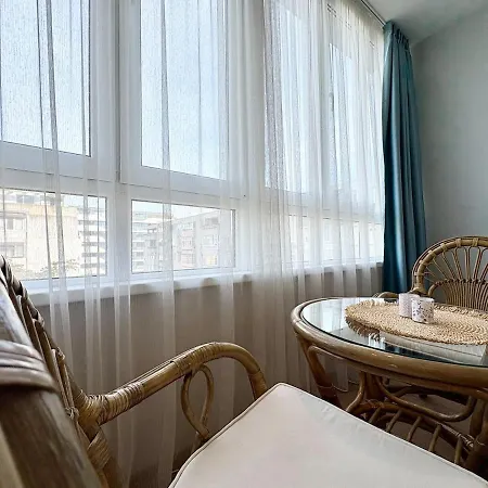 Апартамент Pearl - Bright 2br Варна