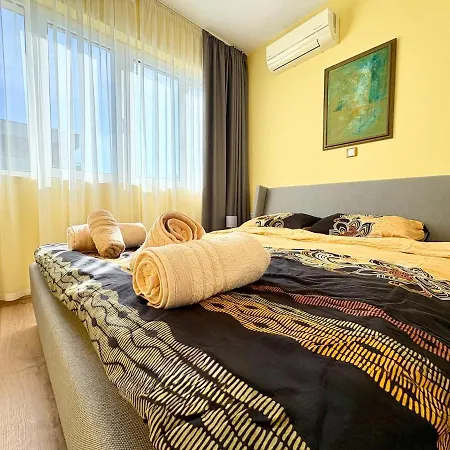 Апартамент Pearl - Bright 2br *
